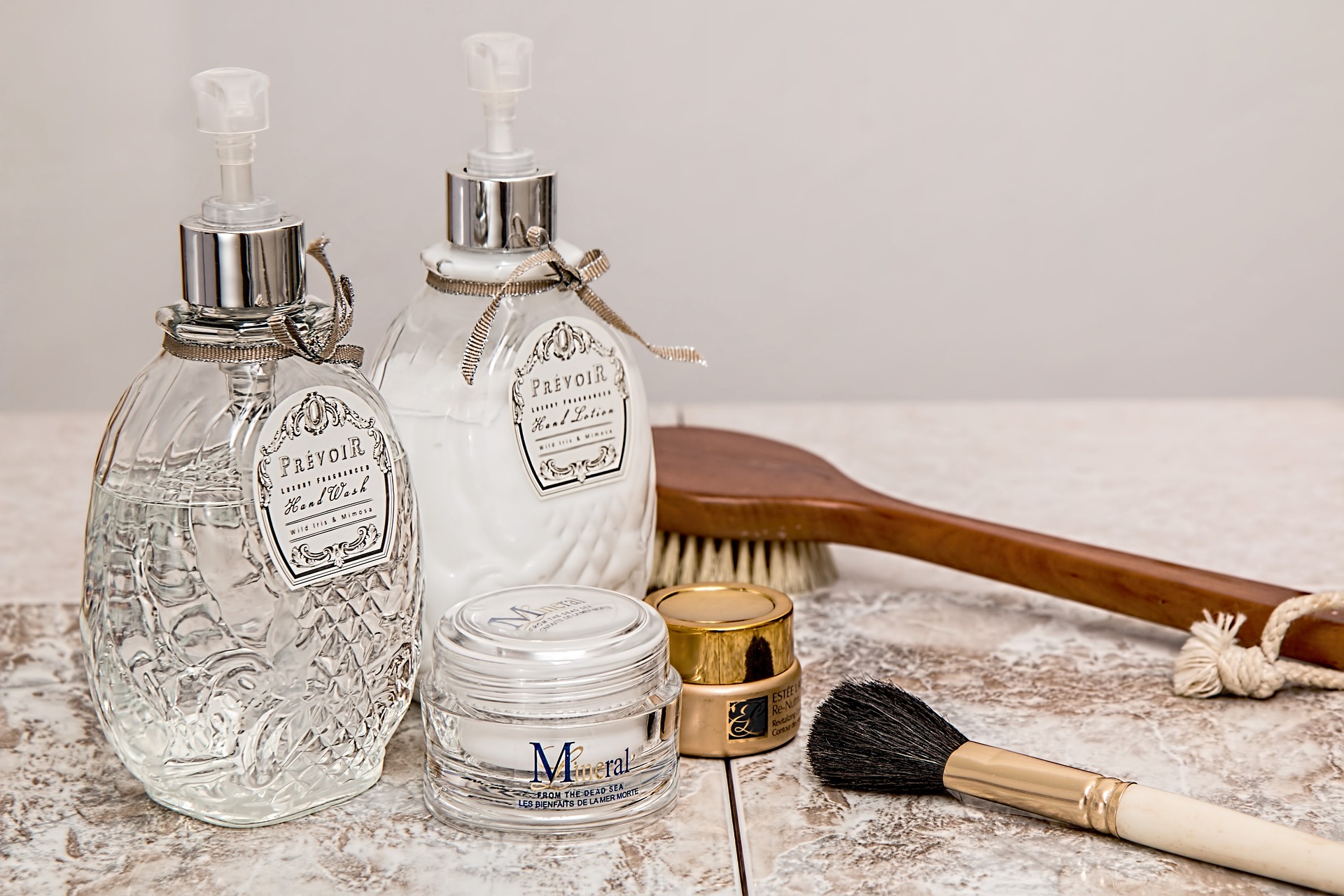 Where to Find Reliable Suppliers for Salon or Spa Equipment