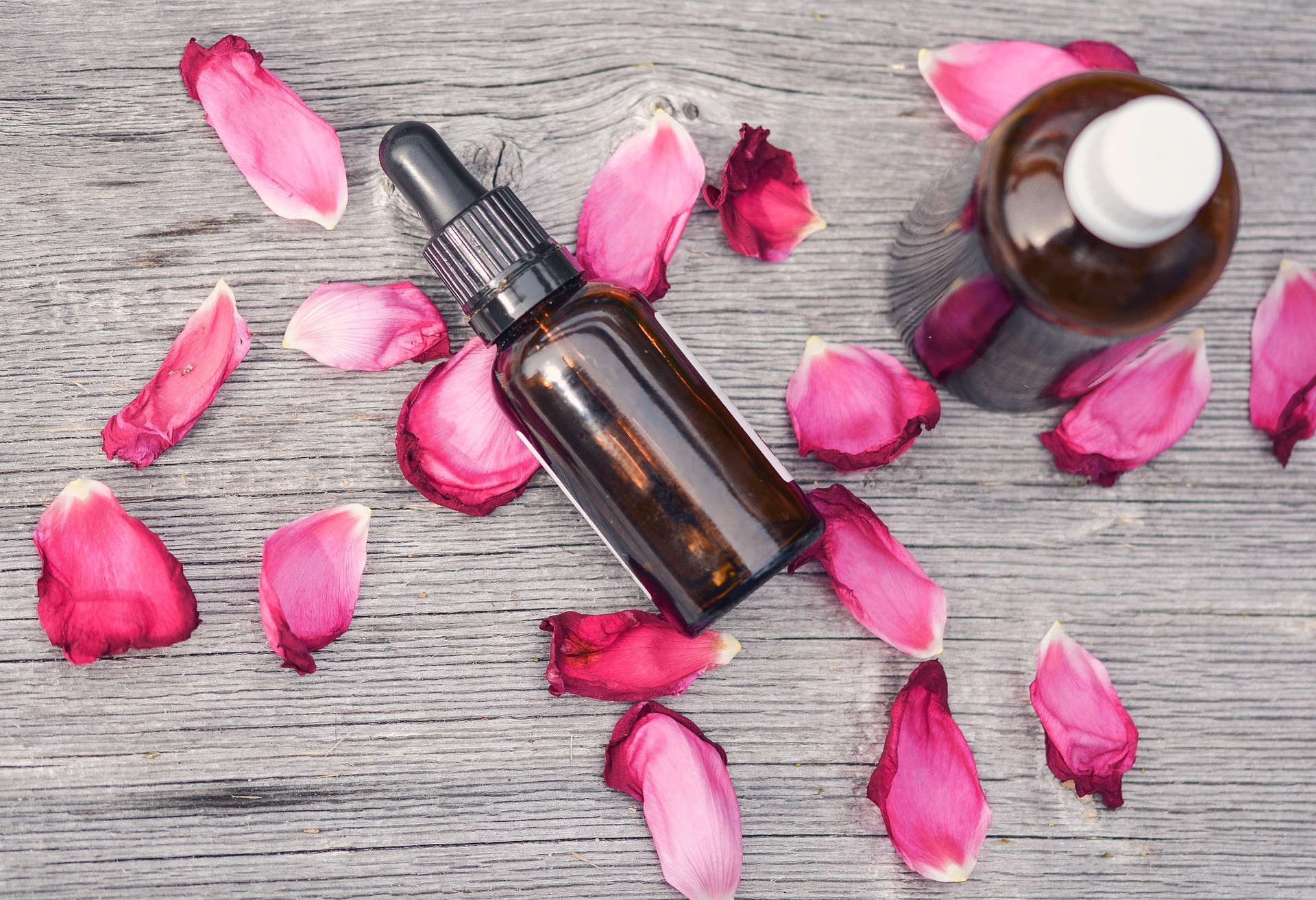 Where to Find the Best Salons and Spas for Wedding Hair and Makeup