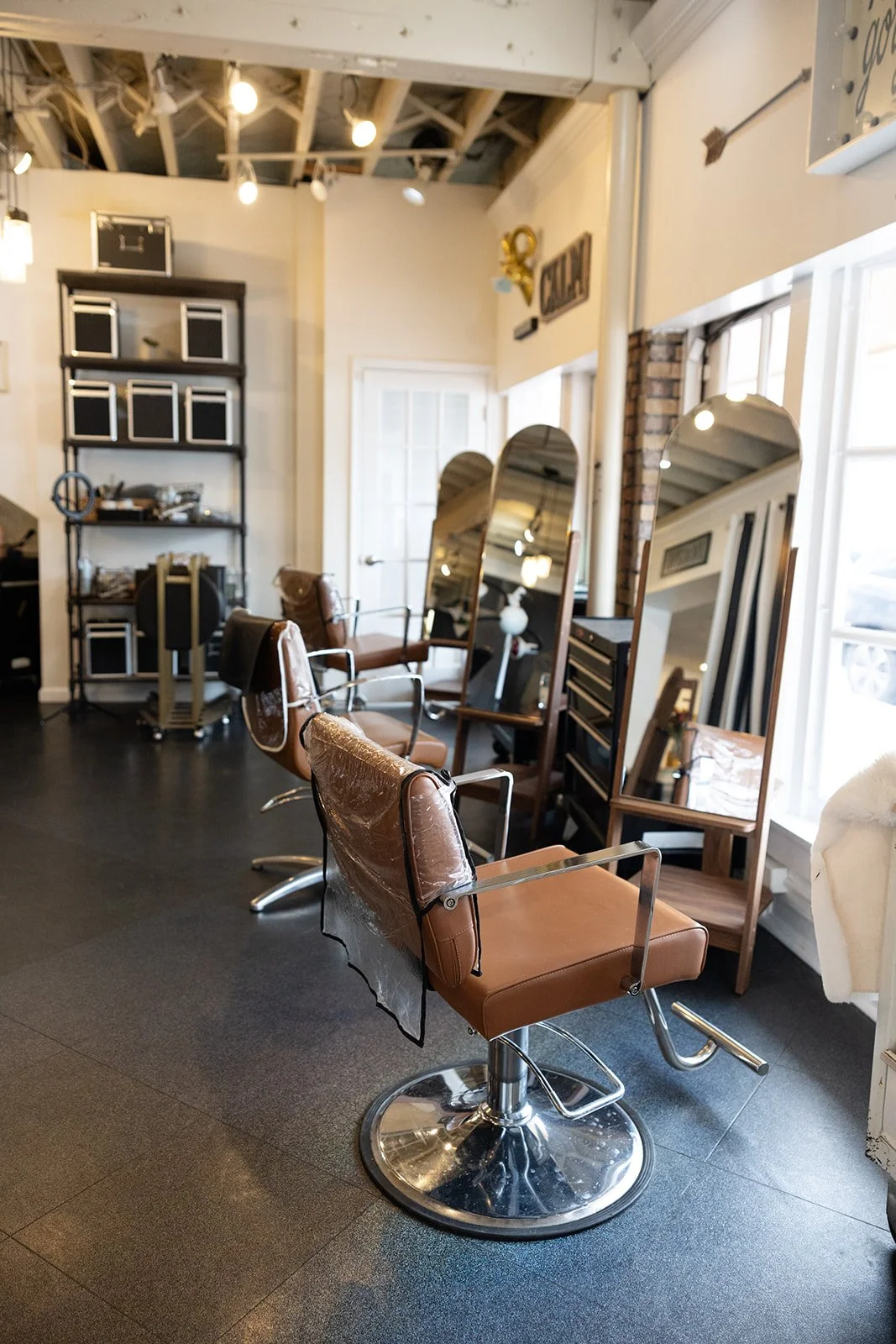 Maude Salon