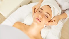 Renew & Hydrate Facial | 90 min - Facial Massage