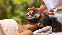 Charcoal Milk Clarifying Facial | 60 min - Facial Massage