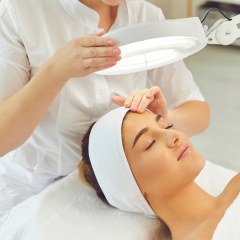 The Balance + Restore Facial | 75 min - Facial Massage