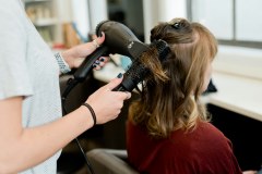 Hair Extensions Maintenance | 75 min - Salon