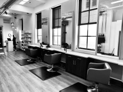 Woman's Haircut | 45 min - Salon